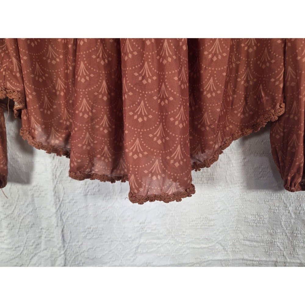 Vici Lace Inset Babydoll Blouse Womens Sm Rust Geometric Print Boho Peasant Top - Picture 4 of 7
